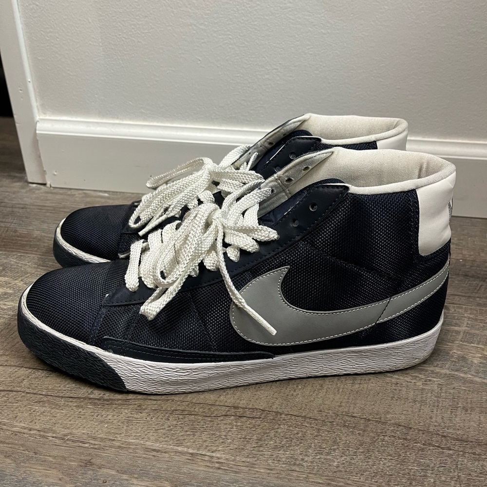 Nike Blazers Mid, Mens size 11.5